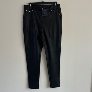 Black Skinny Pants